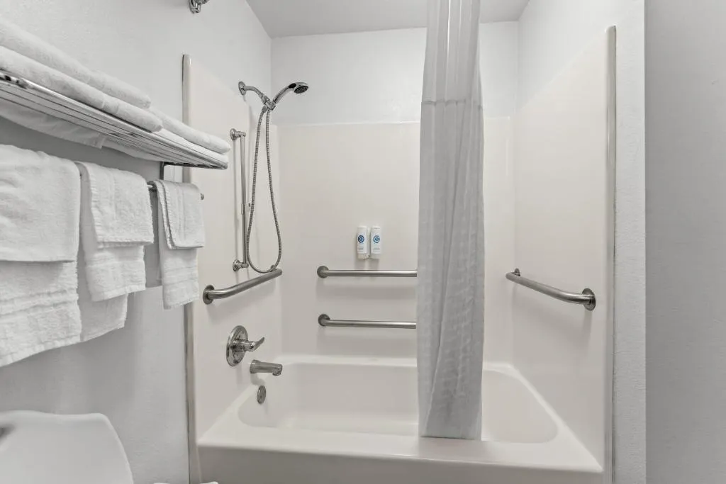 Furniture Guide for Hotel Rooms, Lobbies & Suites