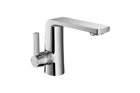 Chrome single-handle faucet