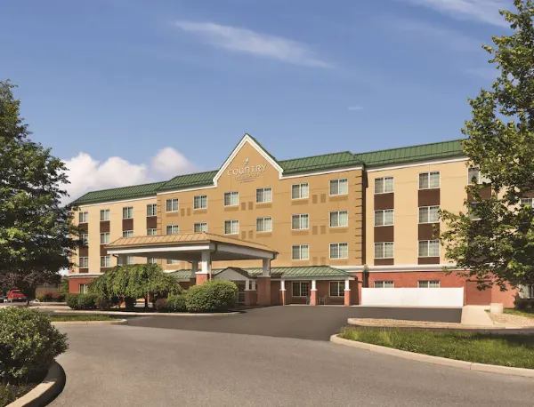Country Inn & Suites