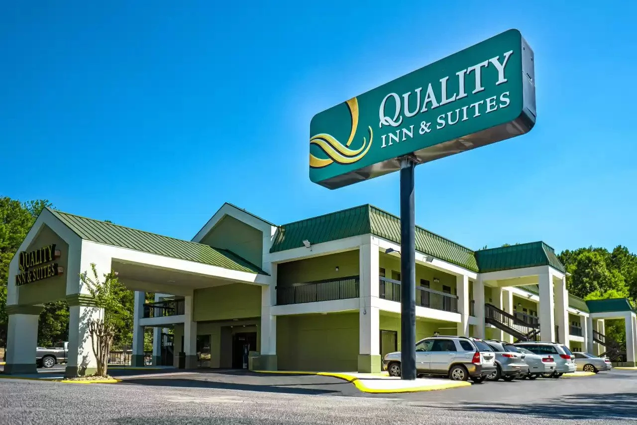 Quality Inn & Suites, Austell, GA